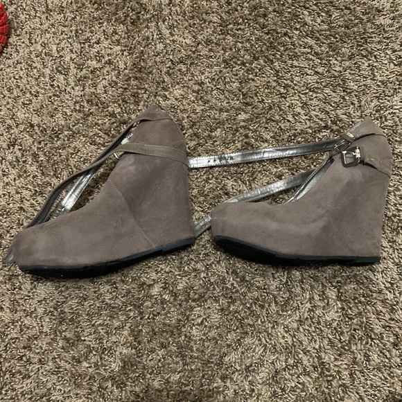 Wedges - Picture 3 of 6